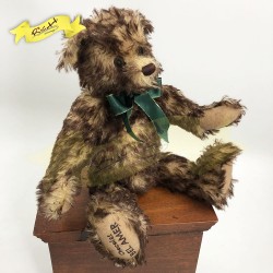 Color Rich同德國設計師合作手造馬海毛(MOHAIR)熊