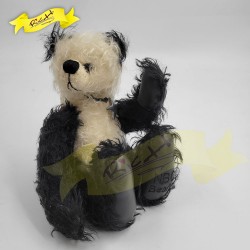 Kelly - 英國設計師手造馬海毛(Mohair)熊貓